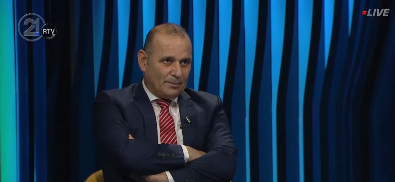 Canaj paralajmëron synimet e Albin Kurtit për pushtet absolut dhe kontroll të gjykatave