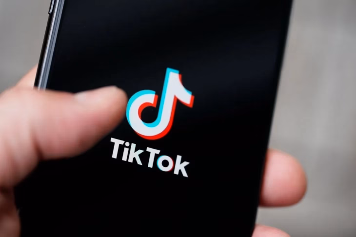 Gjykata Kushtetuese rrëzon ndalimin e TikTok në Shqipëri, shkelje e lirive themelore