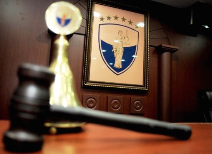 Lista e ngushtuar prej 6 kandidatëve për gjyqtarë të Gjykatës Kushtetuese të Kosovës është përzgjedhur nga Komisioni i posaçëm nga 22 të intervistuar.