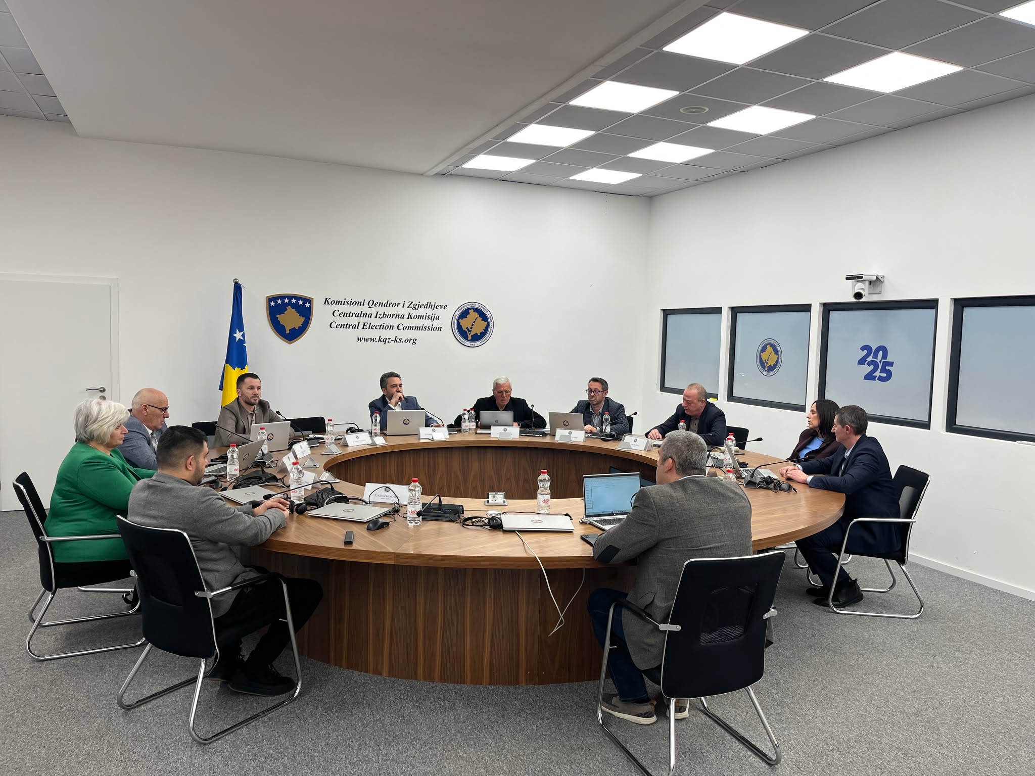 Partitë politike nisin propozimet për anëtarët e rinj të KQZ-së