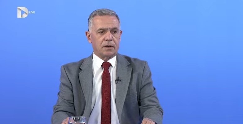 AAK-ja nuk ftohet në konsultimet për presidentin për shkak të kritikave ndaj qeverisë
