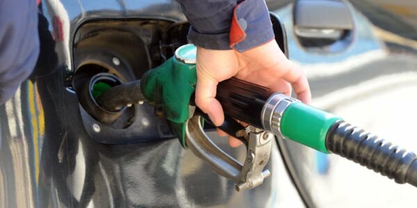 Goldman Sachs parashikon çmime të larta të naftës deri në 2027