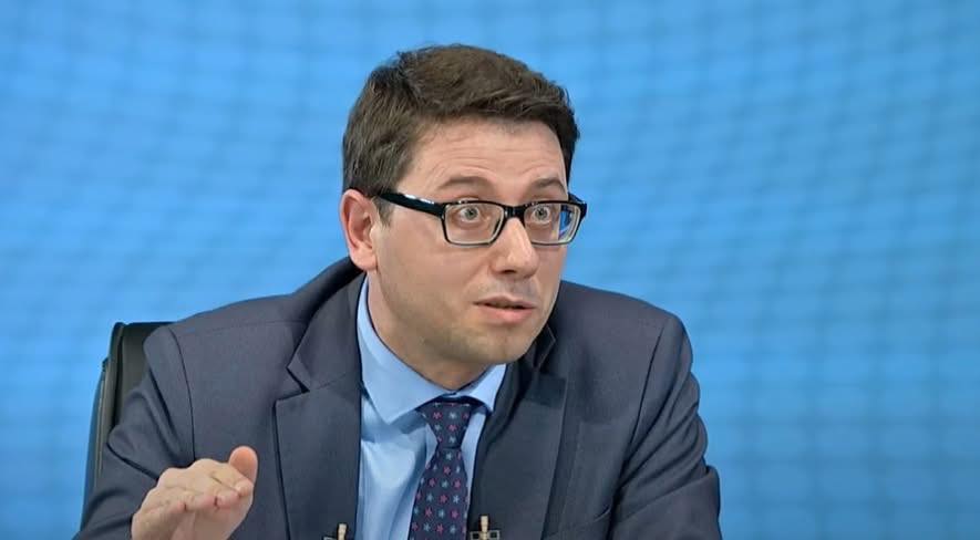 Murati kritikon dekretin e Osmanit: “Rishkrim i Kushtetutës pa bazë juridike”