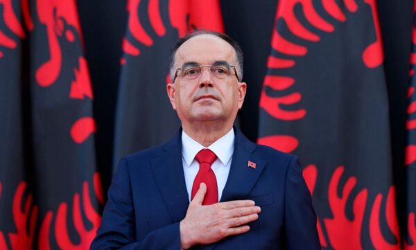 Presidenti Begaj mbështet Kosovën para ndeshjes vendimtare me Turqinë