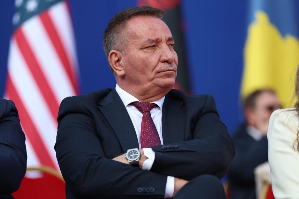 Pal Lekaj kritikon ashpër Qeverinë Kurti dhe shpreh ambiciet e AAK-së për zgjedhjet