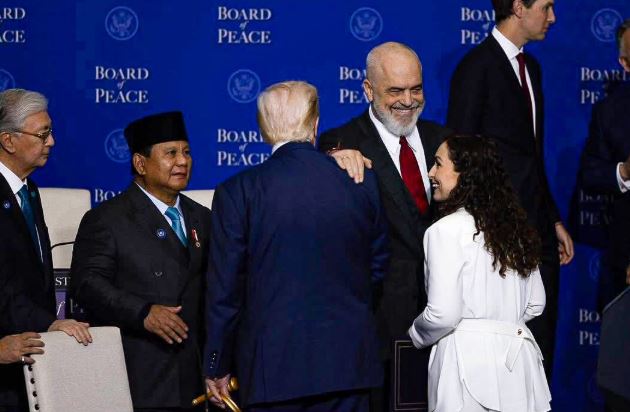 BE i bën thirrje Kosovës të lejojë Dhomat e Specializuara të punojnë të lira