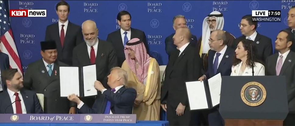 Trump nënshkruan rezolutën për paqen dhe rindërtimin e Gazës