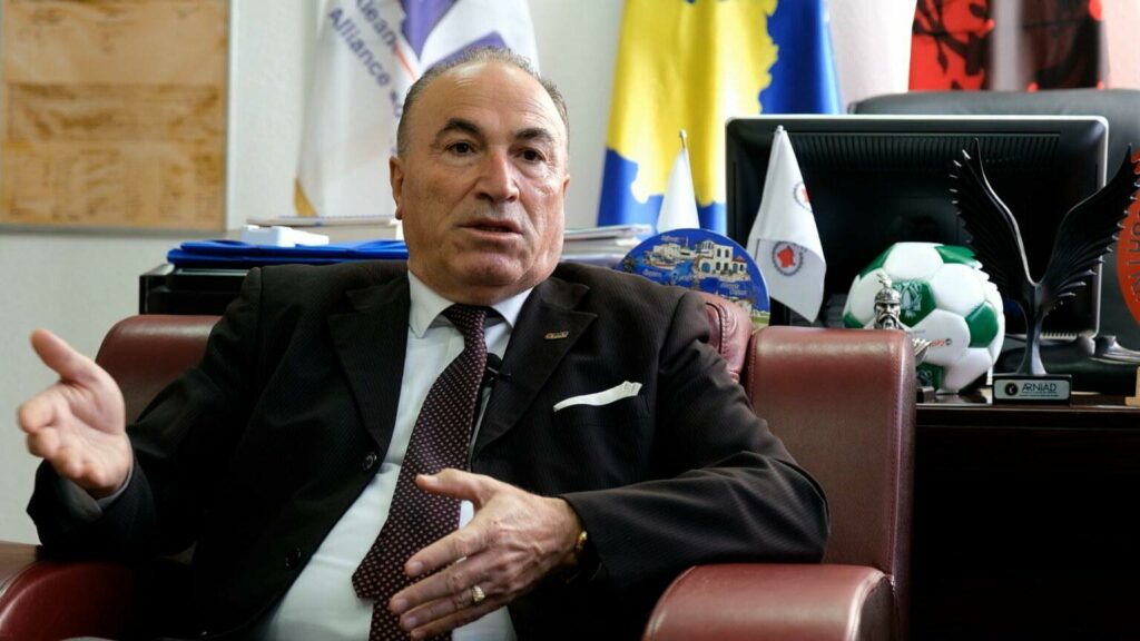 Paralajmërimi i AKB-së: Kriza politike kërcënon ekonominë e Kosovës