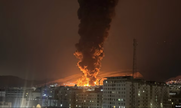 Irani po përballet me çarje të brendshme në udhëheqje dhe mund të zgjedhë një lider të ri suprem.