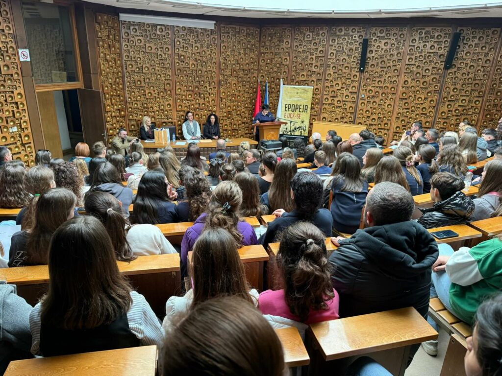 Biblioteka Kombëtare nderon Epopesë së UÇK-së me aktivitet letrar për nxënës