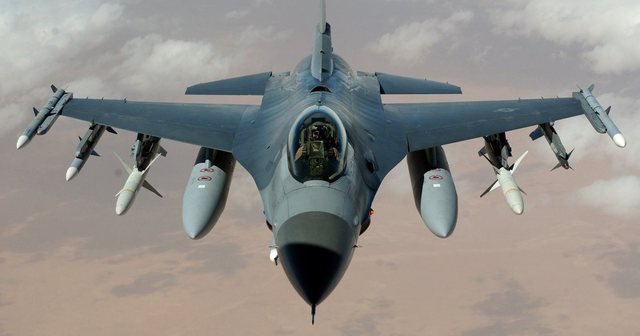 Turqia shqyrton vendosjen e avionëve F-16 në Qipron Veriore