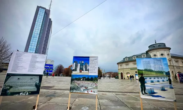 Aktivistët kundërshtojnë pasaktësitë në ekspozitën për masakrat në Kosovë