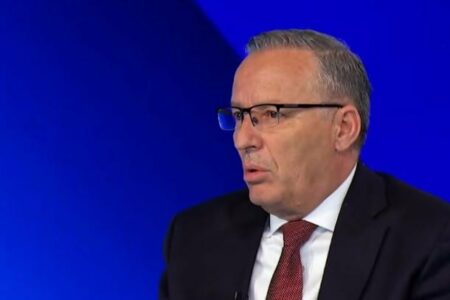 Andin Hoti po propozohet si kandidat për president dhe LVV i ka bërë ofertë PDK-së për mbështetje.