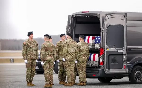 Shtatë ushtarë amerikanë janë vrarë në sulmet iraniane në Lindjen e Mesme, me vdekjen e fundit të konfirmuar nga Komanda Qendrore e SHBA-së.