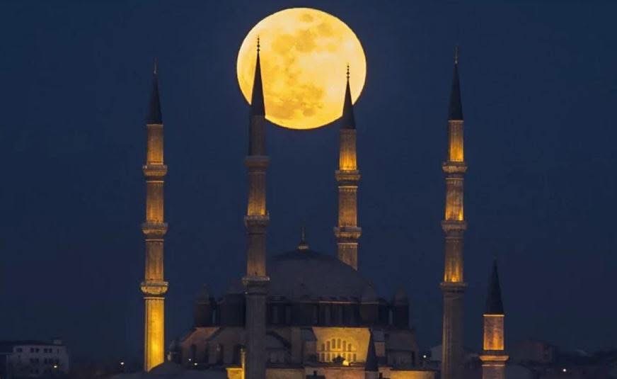 Nata e Kadrit – Nata e Shenjtë e Zbritjes së Kuranit