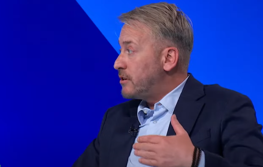 Ilir Deda kritikon heshtjen ndaj shkeljeve kushtetuese dhe krizën politike në Kosovë