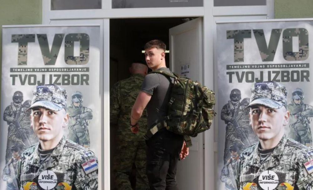 Kroacia rikthen shërbimin ushtarak të detyrueshëm pas 20 vitesh