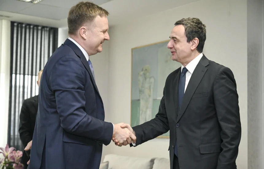 Kurti dhe Sorensen nisin integrimin e arsimit dhe shëndetësisë serbe në sistemin e Kosovës