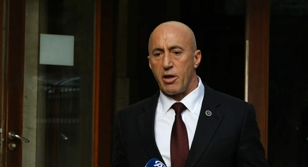 Haradinaj thirrje për bashkim politik dhe dalje nga kriza në Kosovë