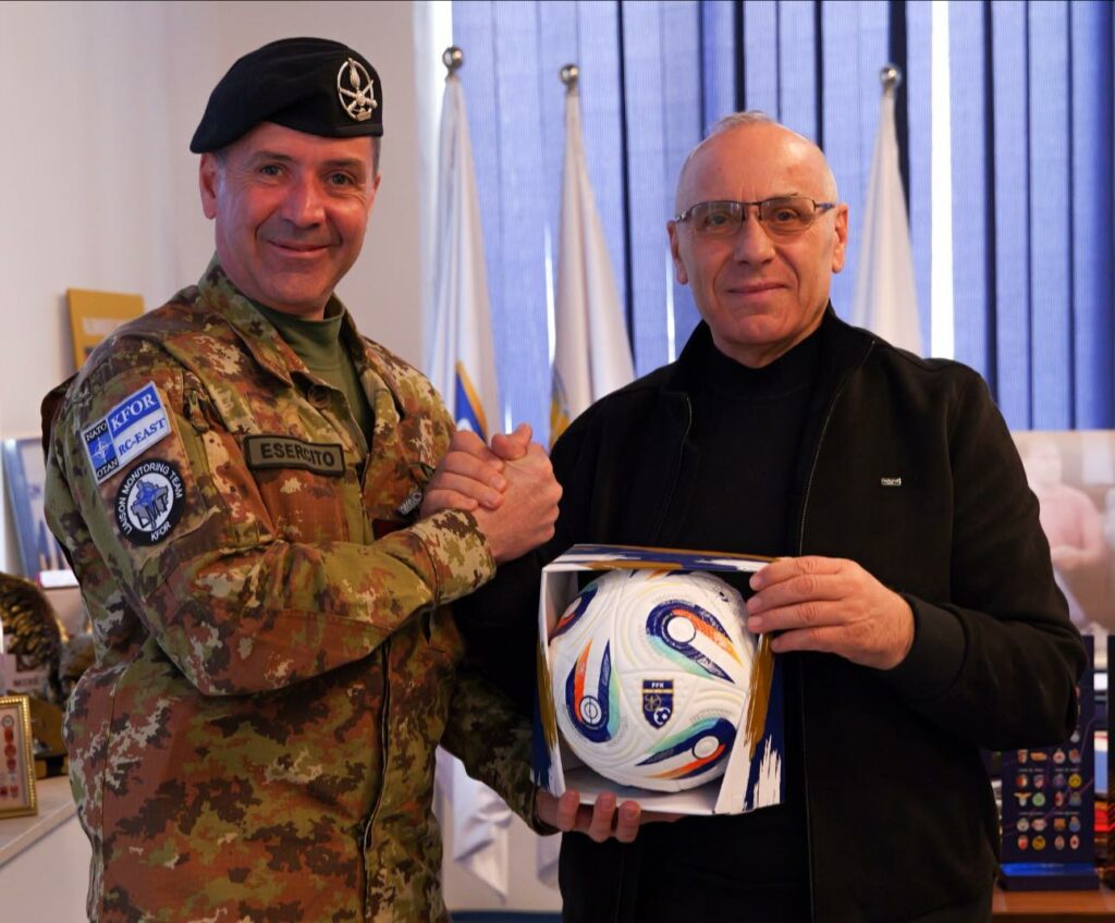 FFK dhe KFOR-i italian bashkëpunojnë për zhvillimin e futbollit të të rinjve