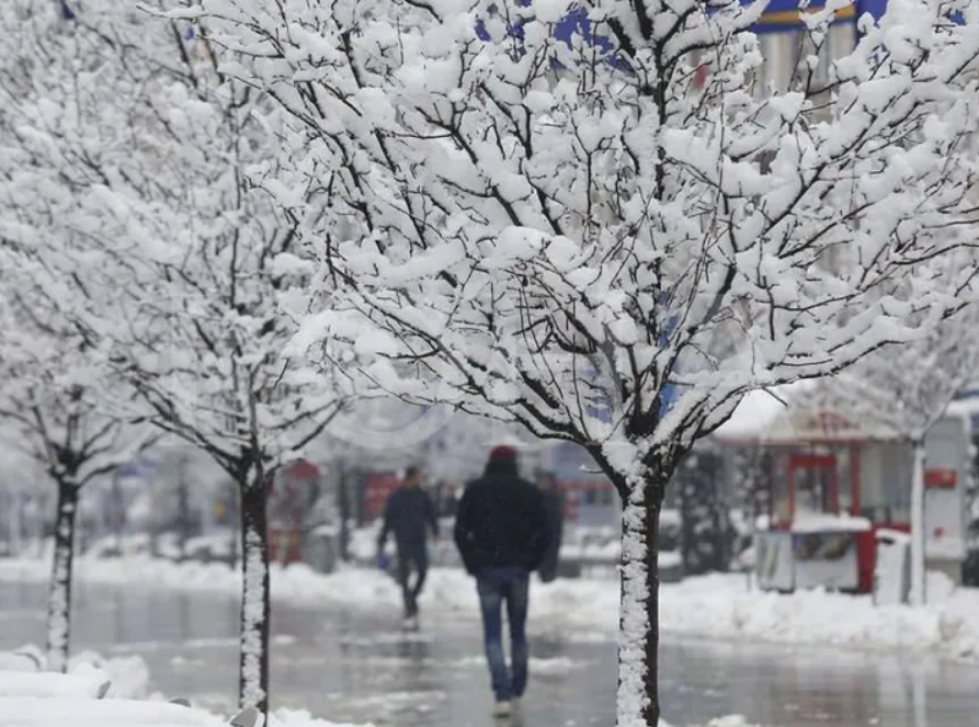Reshje bore dhe shiu, ndryshime në motin e javës së ardhshme