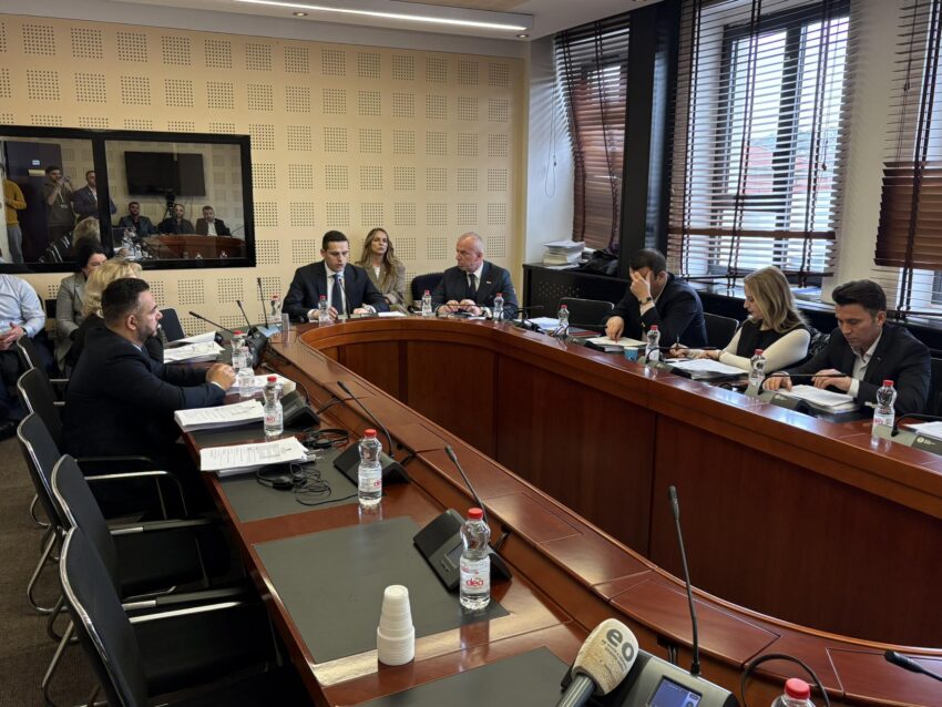 Formohet grupi punues prej pesë anëtarësh për shqyrtimin e aplikacioneve për anëtarë të KGJK-së me kryesues Blerta Deliu-Kodra.