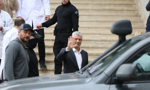 Një vit nga vizita e Hashim Thaçit në Kosovë dhe pritja për vendimin e Hagës