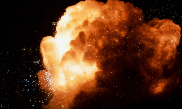 Një person i vdekur dhe 22 të plagosur pas një sulmi iranian në Tel Aviv.