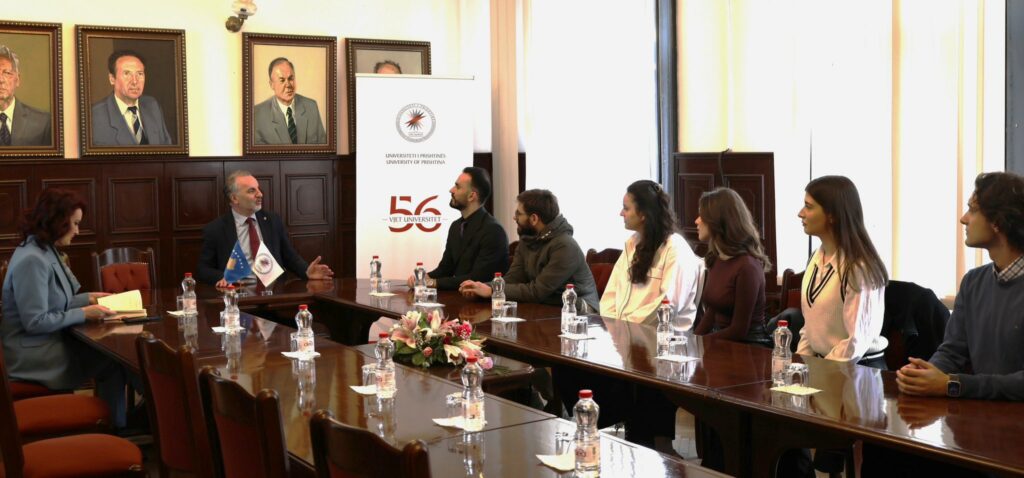 Fondacioni “Vildana” mbështet studentët e UP-së me bursa të vazhdueshme