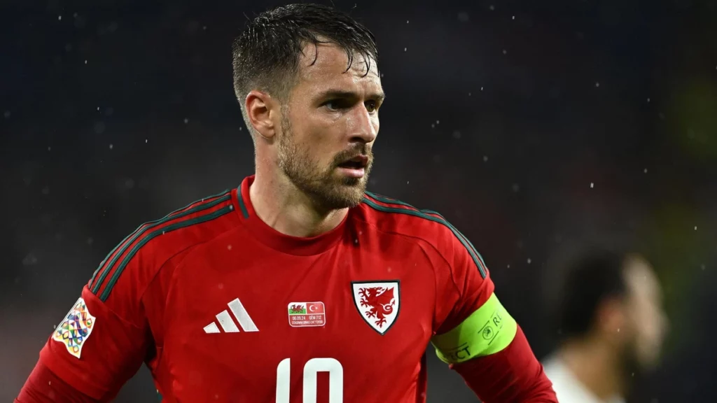 Aaron Ramsey konfirmon zyrtarisht pensionimin nga futbolli në moshën 35-vjeçare.