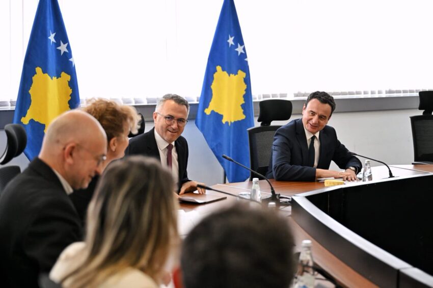 Organizatat ndërkombëtare kërkojnë ndalimin e erozionit të lirisë së medias në Kosovë