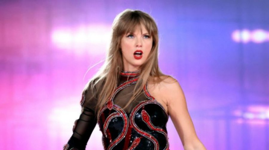 Taylor Swift ka dyfishuar pasurinë e saj në 2 miliardë dollarë krahasuar me vitin 2024, sipas Forbes.