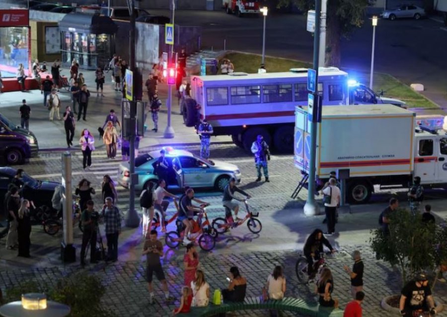 Shpërthim tragjik në qendër të Moskës: tre të vdekur dhe 15 të plagosur