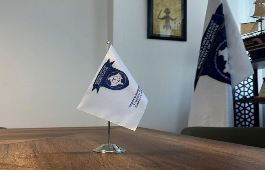 100 kadetë të rinj diplomohen në Shërbimin Korrektues të Kosovës