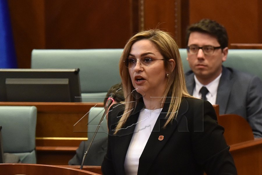 Kujt i përket ndryshimi i Kushtetutës për Gjykatën Speciale?