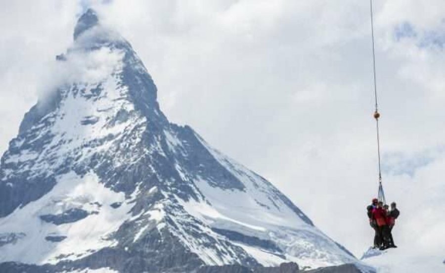 Trupat e dy alpinistëve belgë të zhdukur prej 34 vjetësh u gjetën më 26 korrik 2026 në akullnajën Trift në Zvicër dhe identiteti i tyre u konfirmua me ADN.