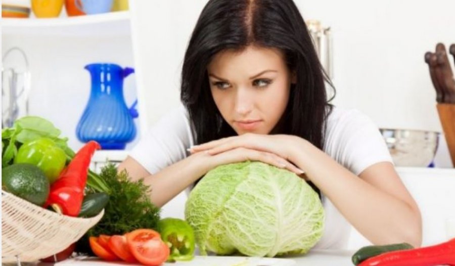 Si të humbni peshë pa u torturuar me dieta strikte