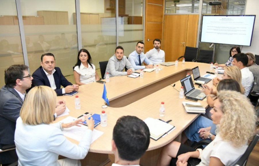 Si po ndryshon ndarja e subvencioneve për të nxitur ekonominë në Kosovë