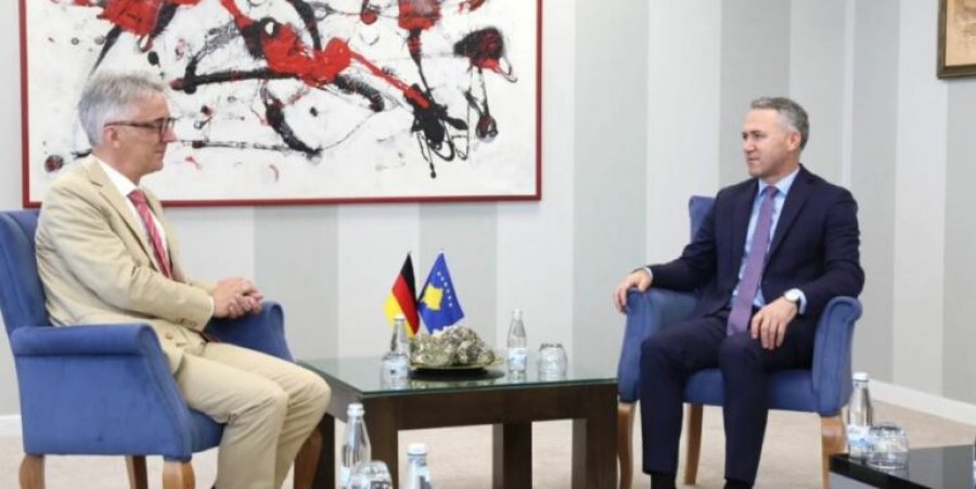 Mbështetja gjermane, çelësi i Kosovës për BE-në
