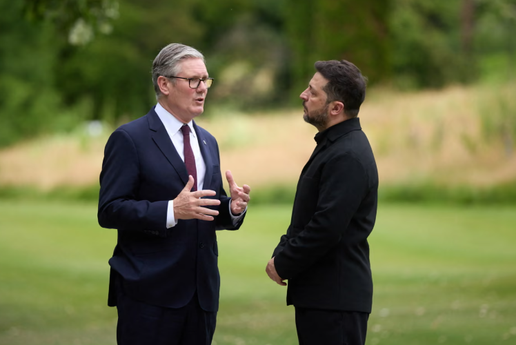 Keir Starmer dënon sulmin rus në Kiev dhe premton mbështetje të fortë për Ukrainën