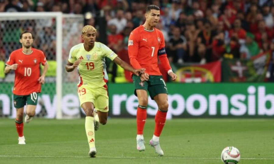 Ronaldo zbulon mendimin për yllin e ri të Spanjës para sfidës së madhe