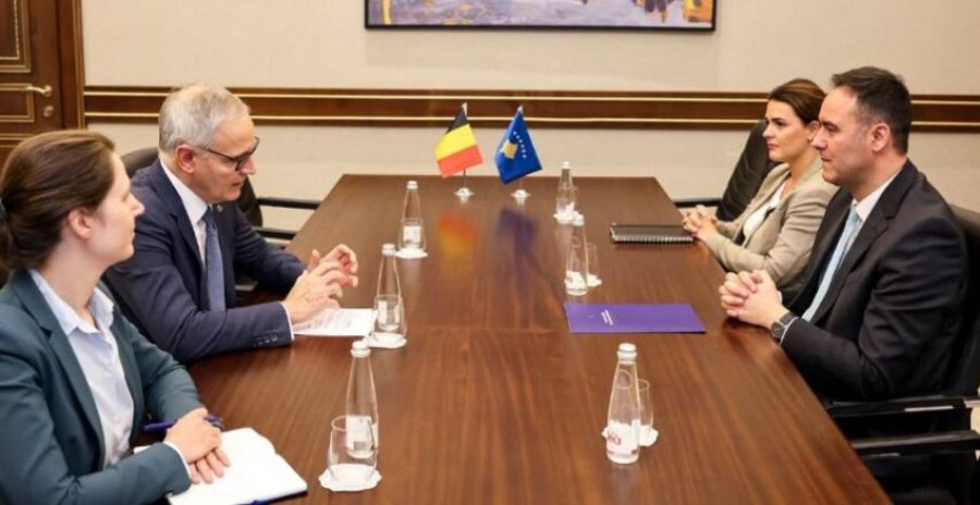 Takimi lamtumirës i Konjufcës me ambasadorin belg, një hap drejt bashkëpunimit më të thellë