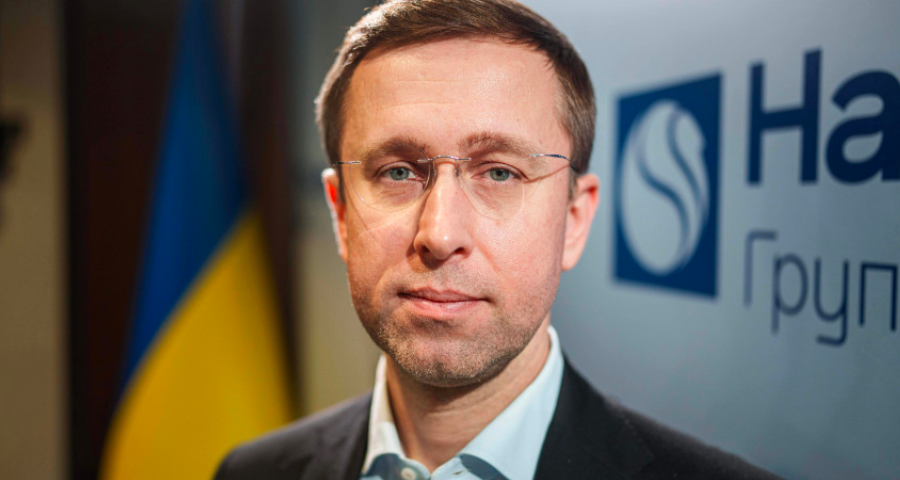Parlamenti ukrainas miraton Serhii Koretskyin kryeministër me 289 vota pro.