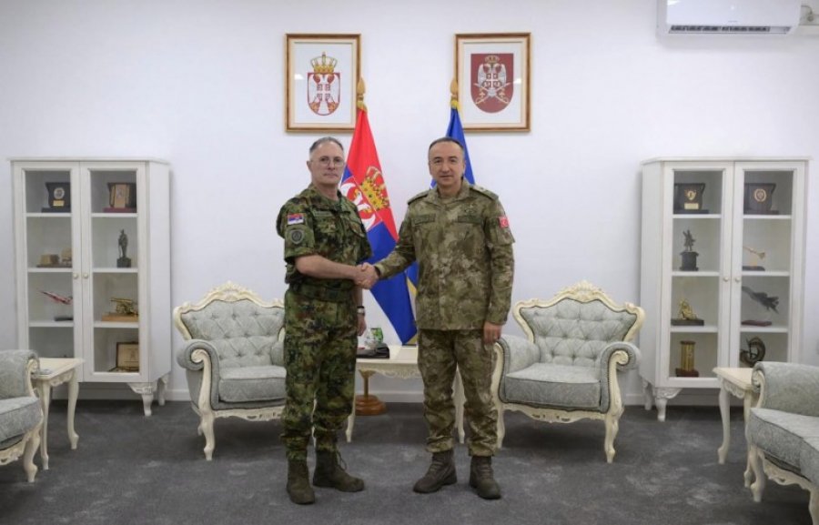 Reduktim i mundshëm i trupave të KFOR-it në Kosovë pas përmirësimit të sigurisë