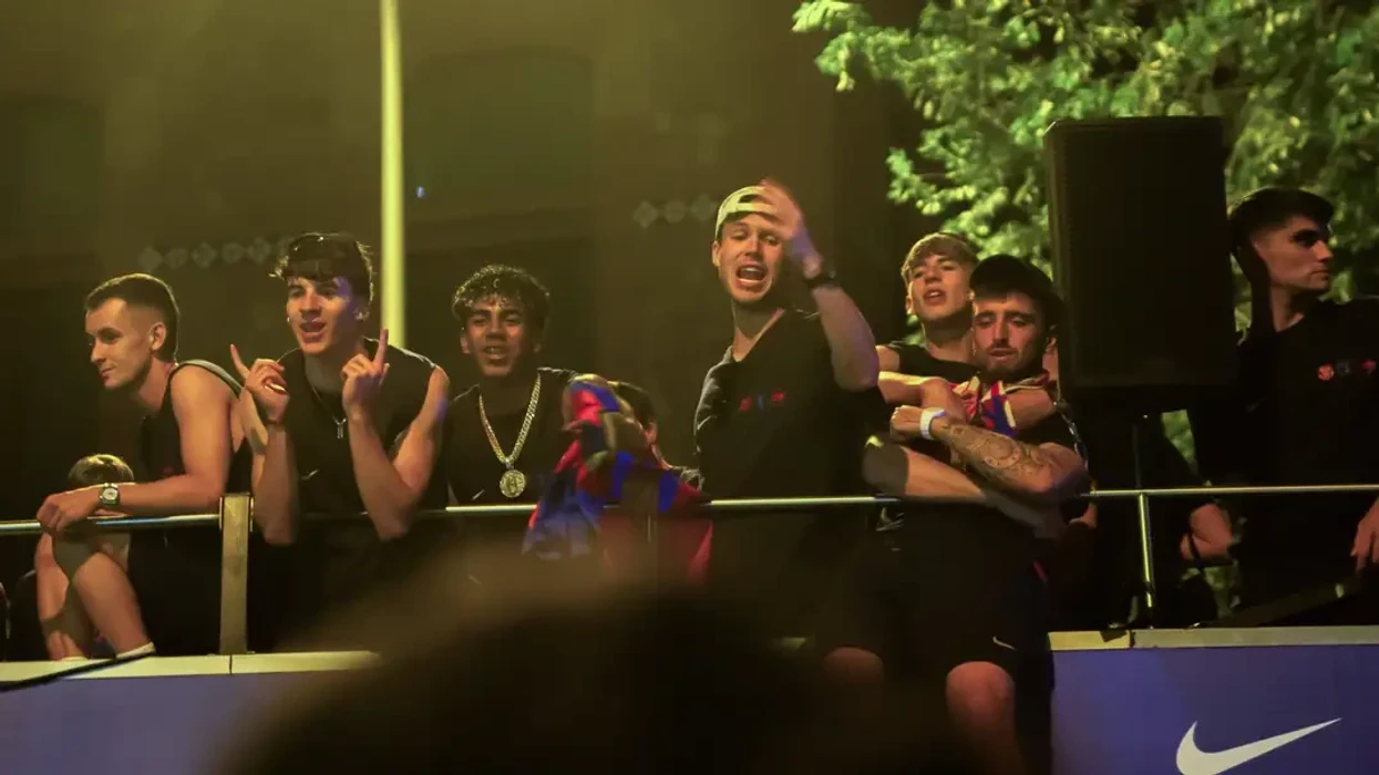 Barcelona rrit çmimin për yllin e La Masia, e ardhmja e Casados në balancë