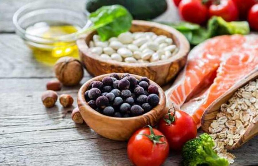 Si dieta mesdhetare mund të mbrojë dëgjimin tuaj