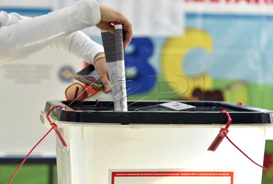 Pjesëmarrje 100% në një qendër votimi në Prishtinë ngre dyshime