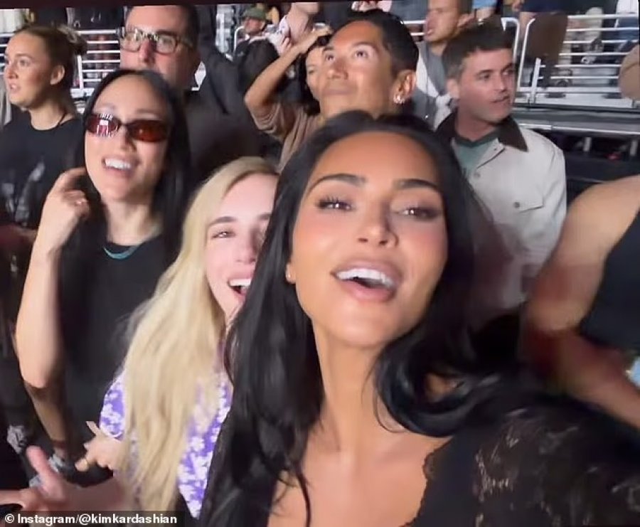Kim Kardashian në koncertin e Ariana Grande-s: një natë me stil dhe miqësi në Los Angeles