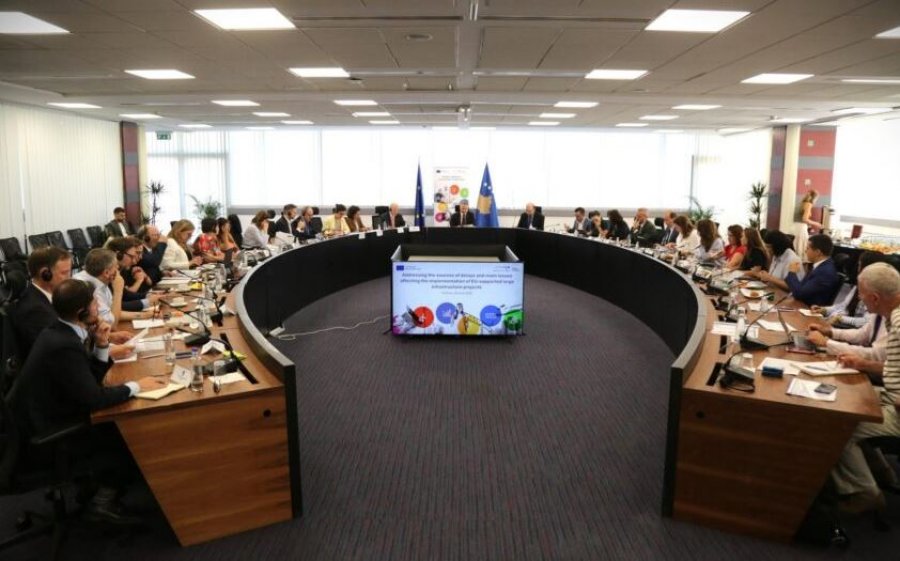 Koordinimi dhe përshpejtimi i projekteve WBIF në fokus të takimit Kosovë-BE