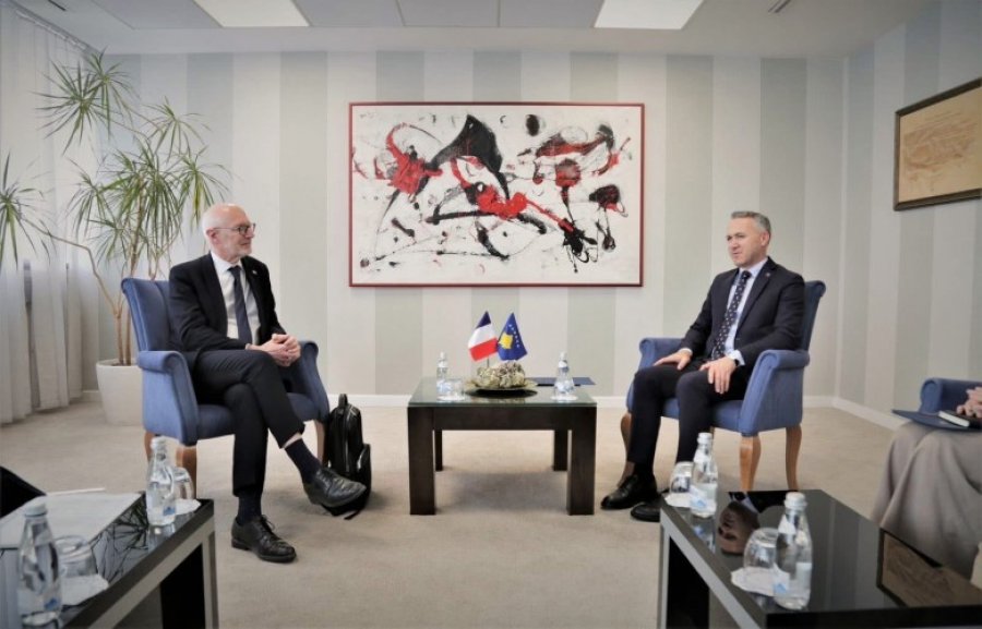 Bashkëpunimi Kosovë-Francë për projekte zhvillimore dhe Lojërat Mesdhetare “Prishtina 2030”